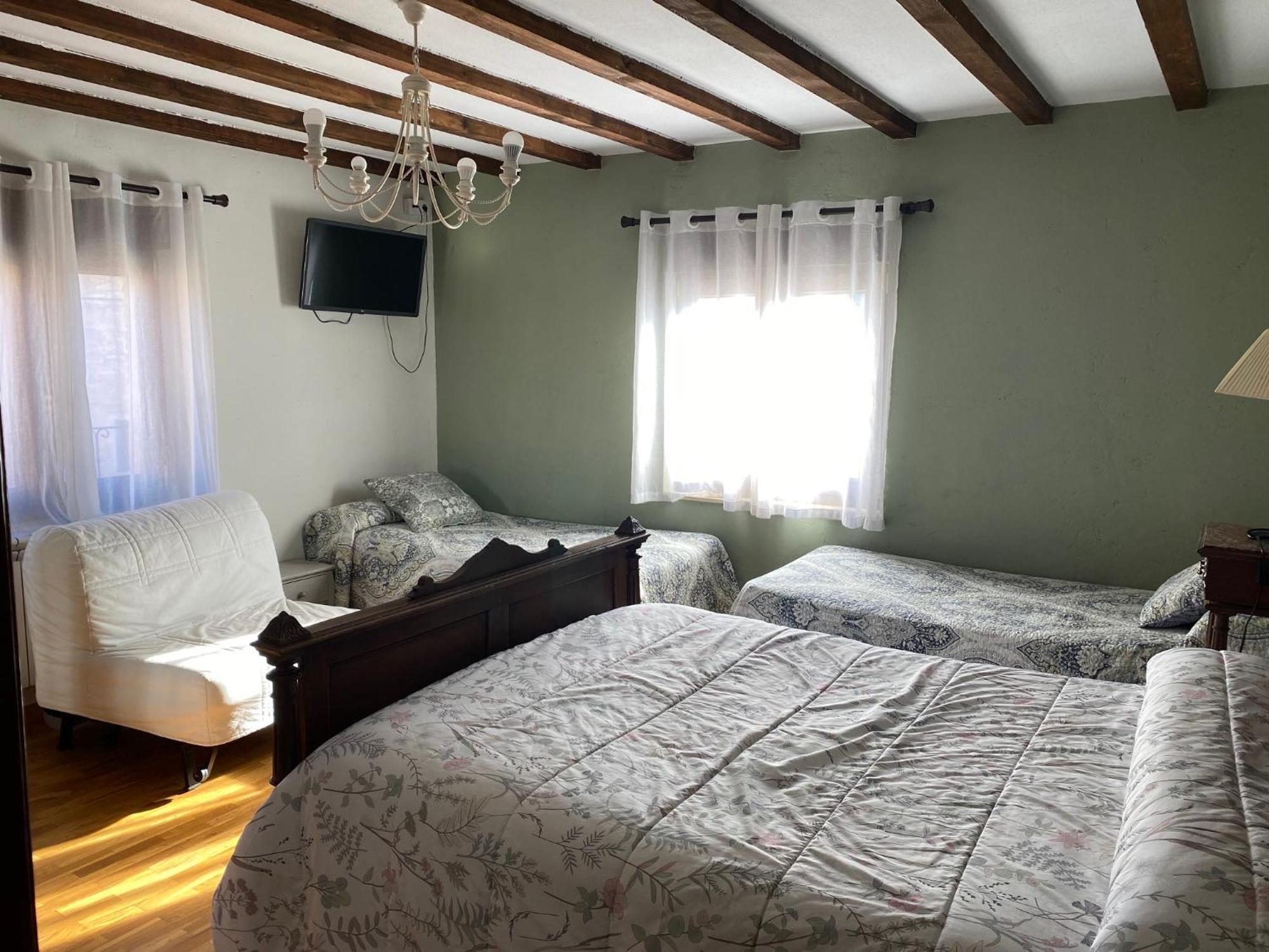 Dona Elvira Y Dona Sol Villa Vivar del Cid Dış mekan fotoğraf