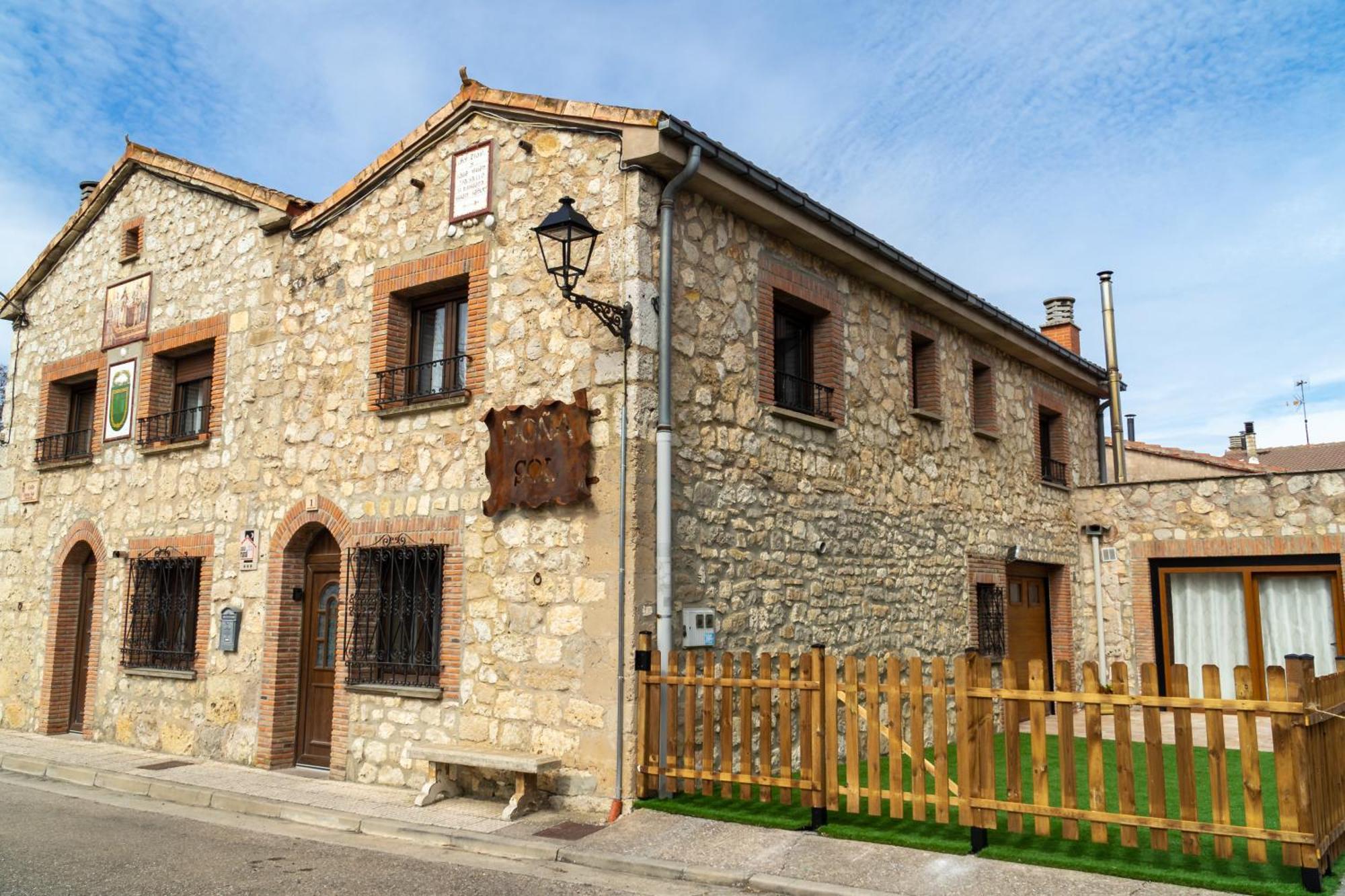 Dona Elvira Y Dona Sol Villa Vivar del Cid Dış mekan fotoğraf